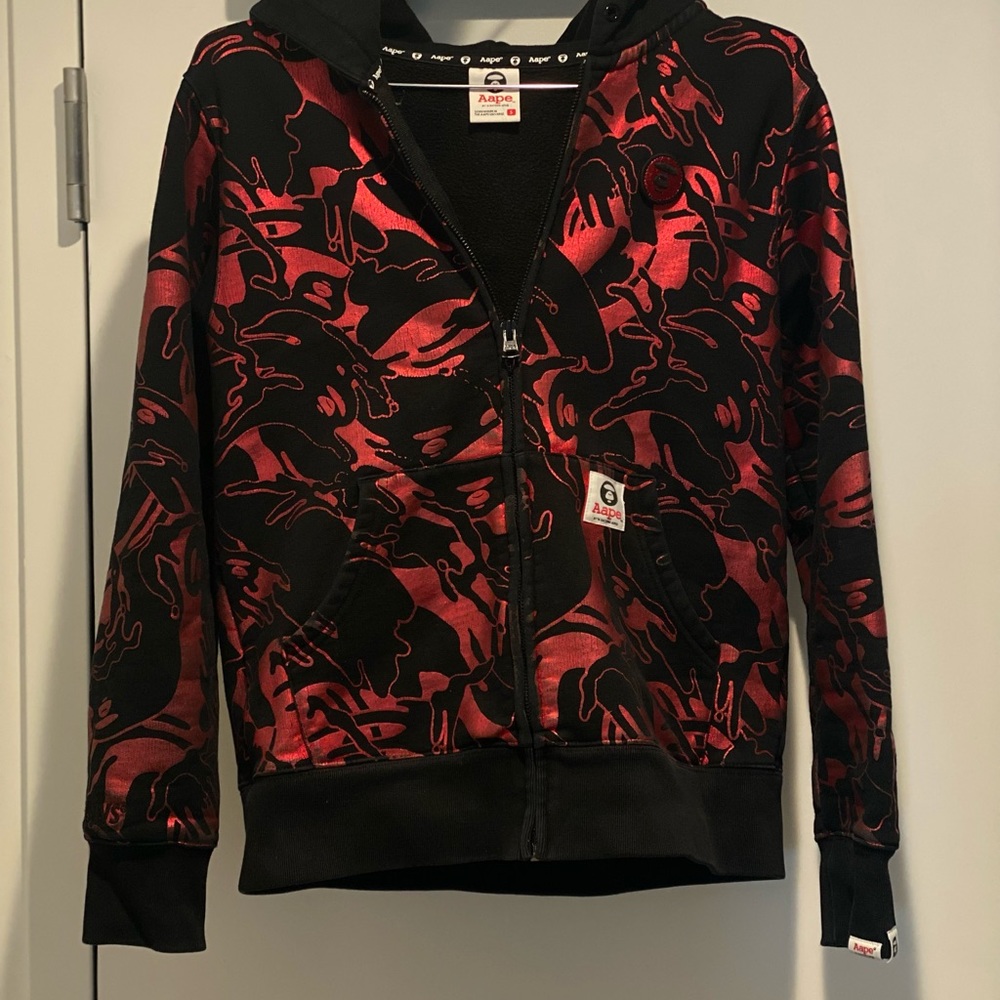 Aape